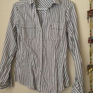 New York and company shirt